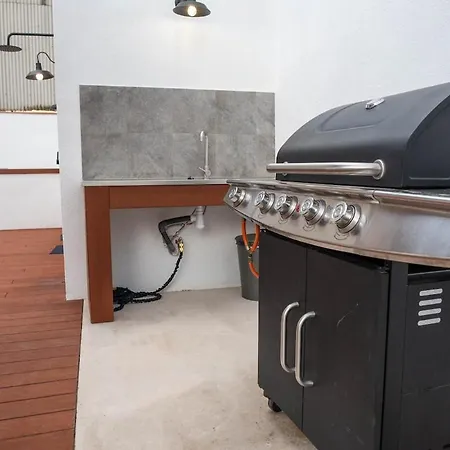Casa Nueva De Pueblo Con Piscina Y Barbacoa Holiday home Malgrat de Mar